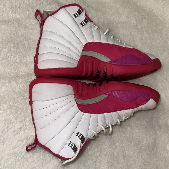 Air Jordan Retro 12 GG Vivid pink and white - Picture 5 of 13